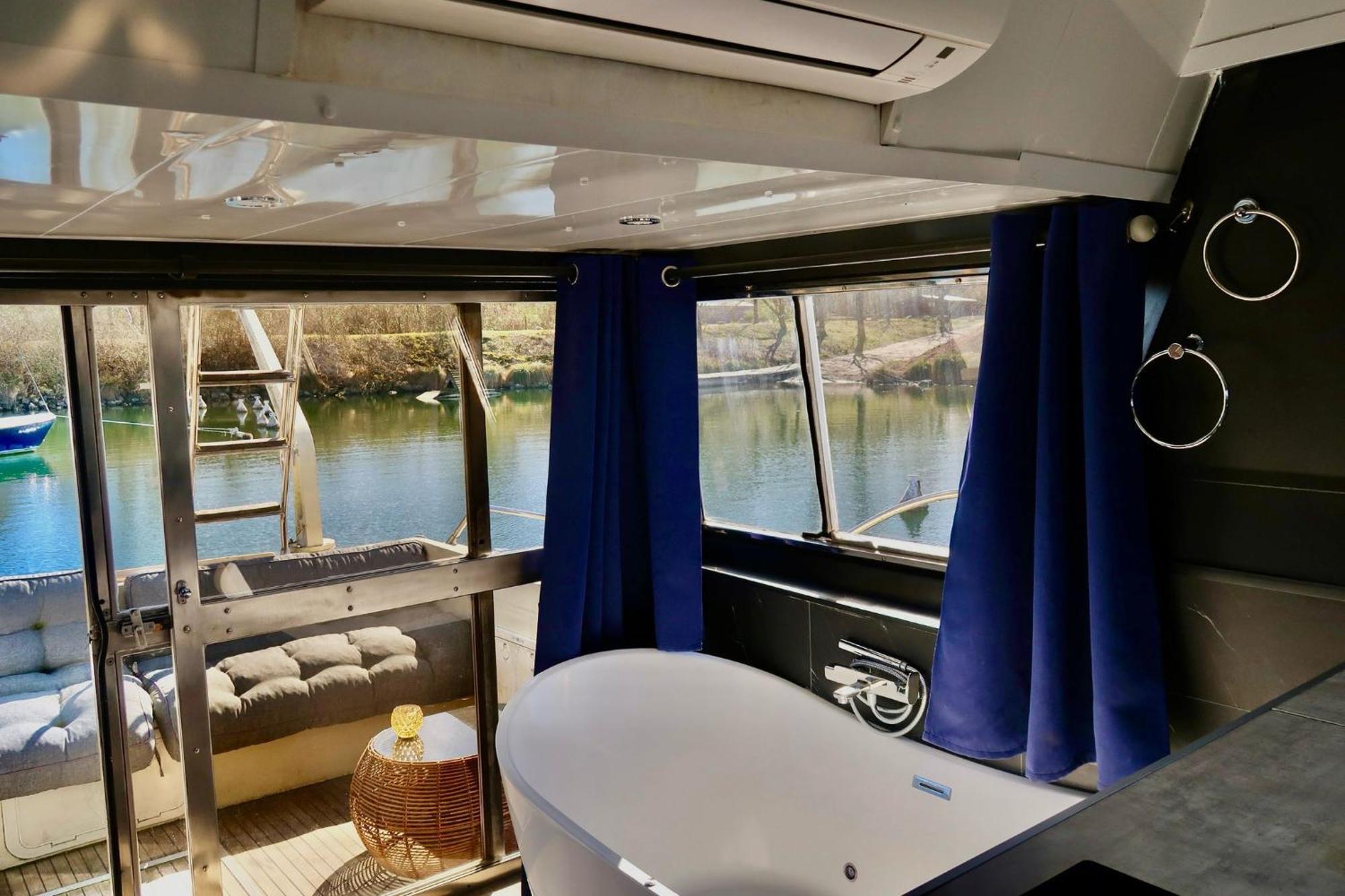 Botel L'escale Royale Port Ilon - Seine - Giverny